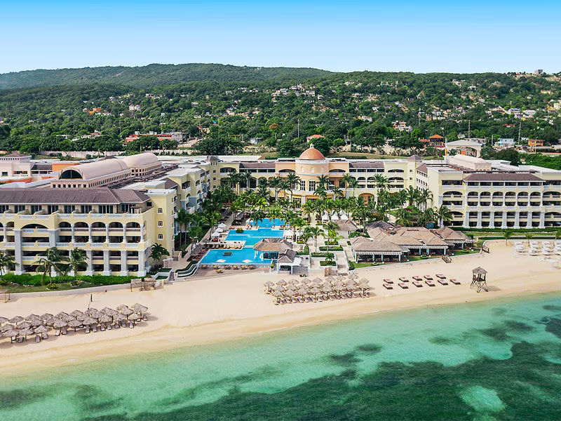 JOIA Rose Hall by Iberostar