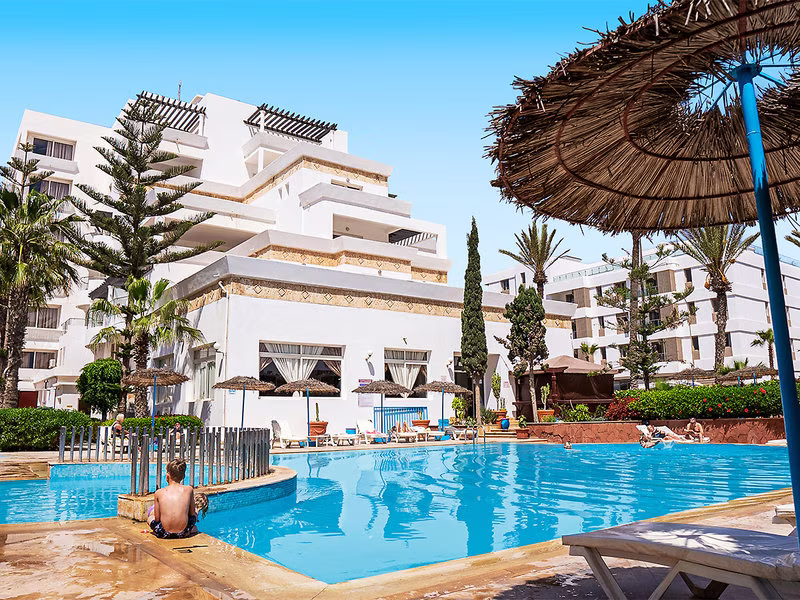 Hotel Residence Intouriste & Suites