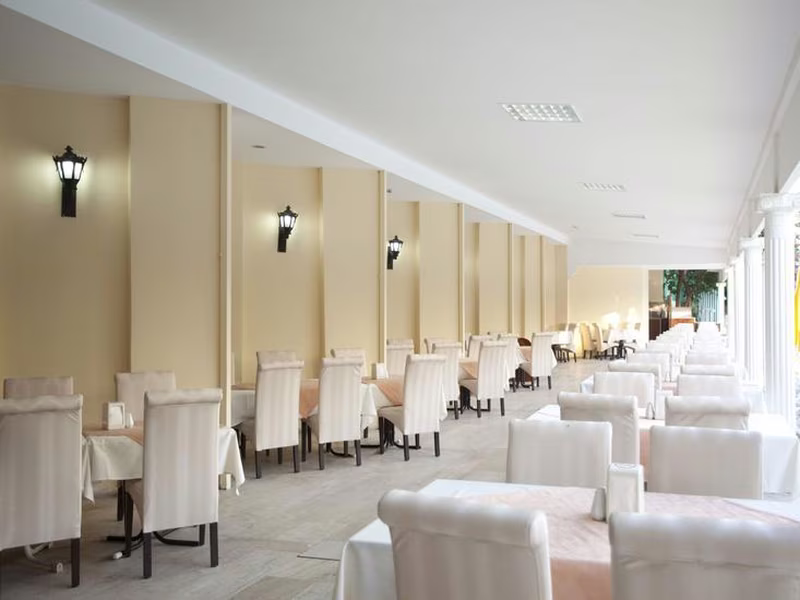 Monte Carlo Hotel