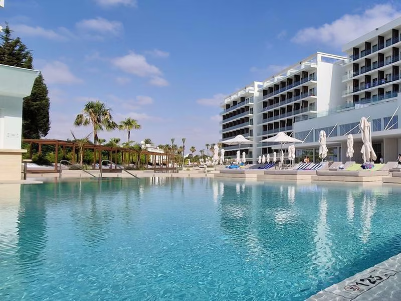 Chrysomare Beach Hotel