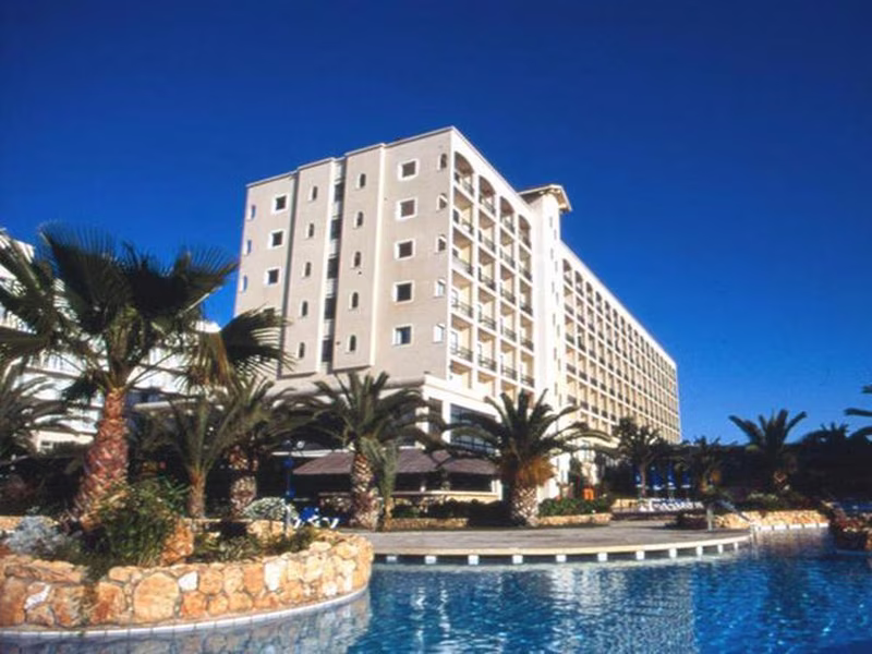 Sandy Beach Hotel