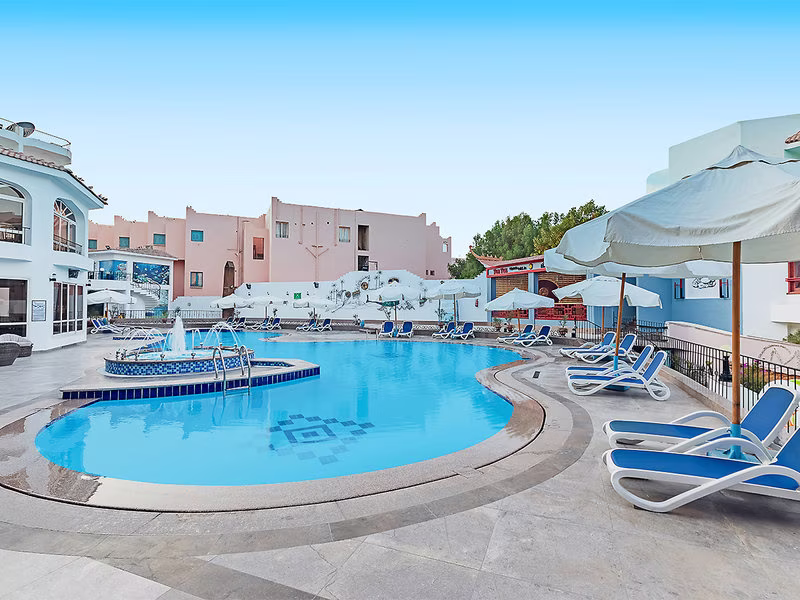 Minamark Beach Resort