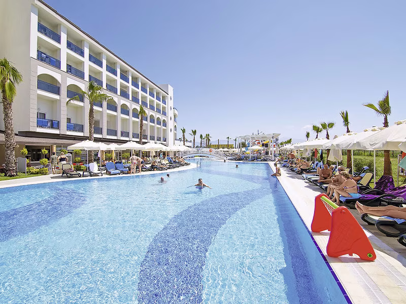 Hotel LRS Port River & Spa