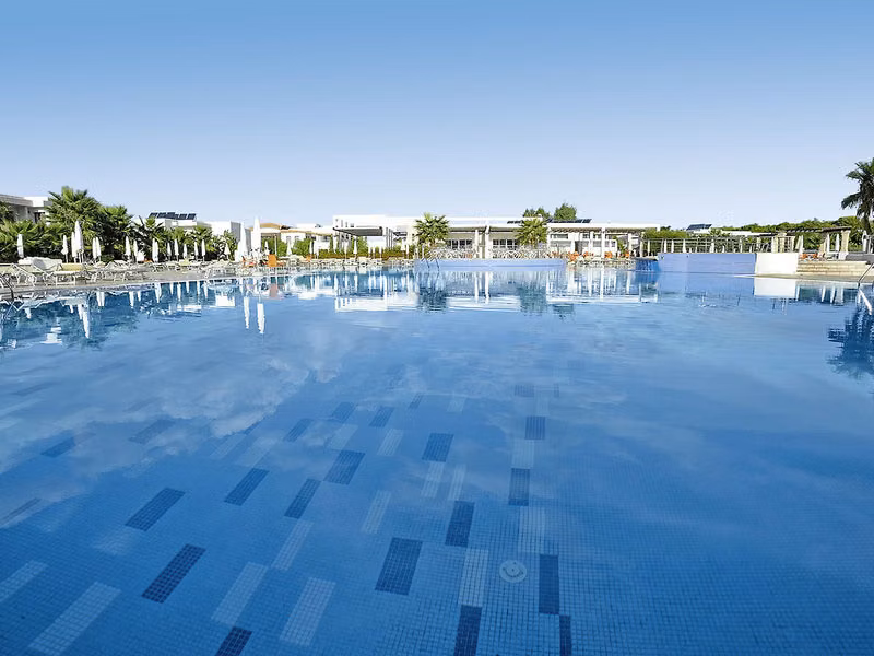 Riva Marina Resort