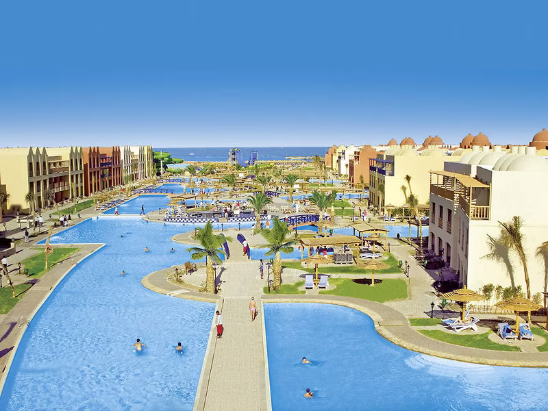 Hotel Titanic Beach