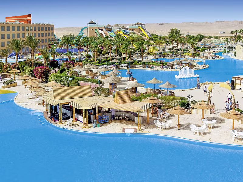 Titanic Resort & Aqua Park