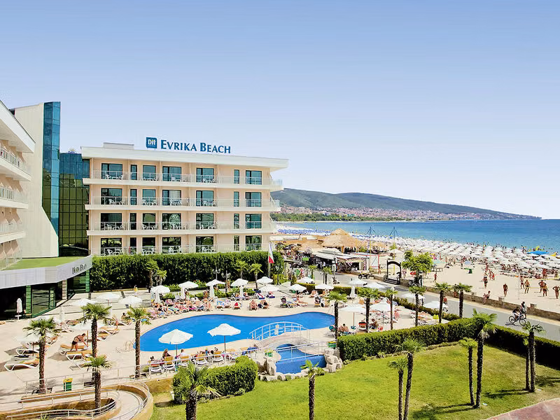 DIT Evrika Beach Club Hotel