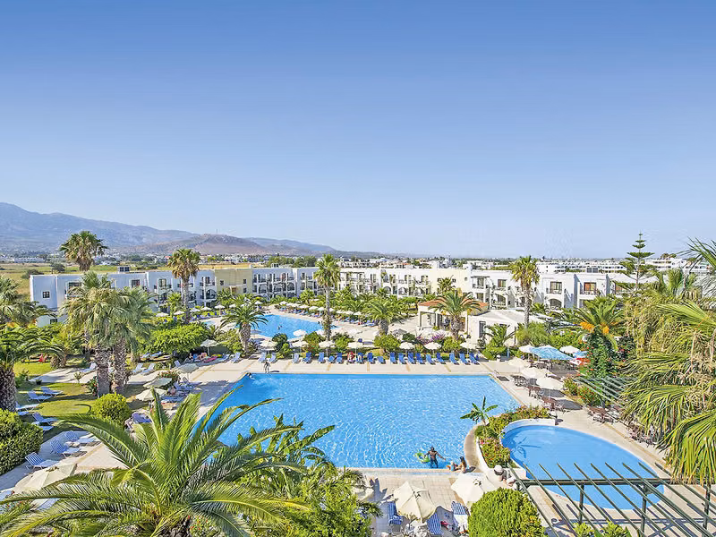 Tigaki Beach Hotel