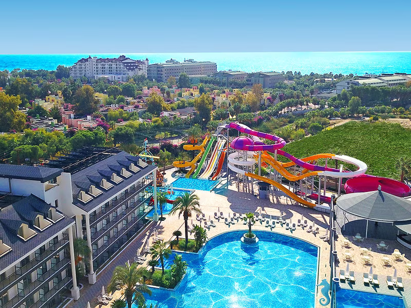 Hotel Dream World Palace