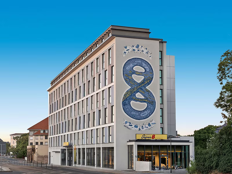 Super 8 by Wyndham Dresden