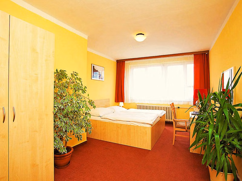 Hotel Charles Central