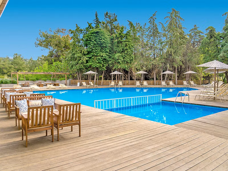 Zoe Trypiti Resort