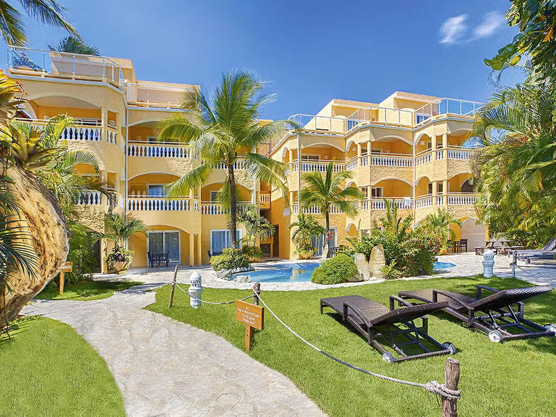 Hotel Villa Taina