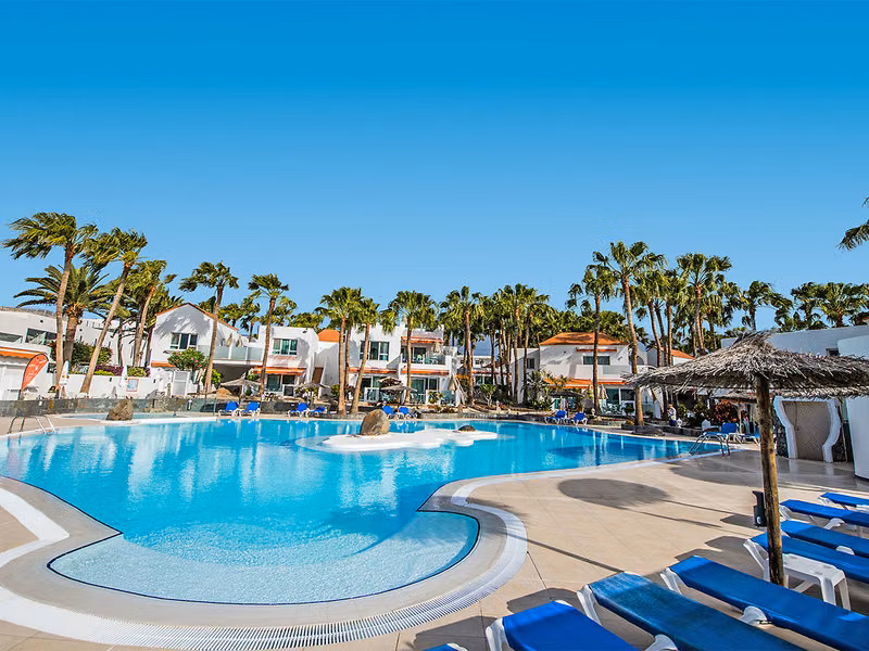 Hotel Bahia Calma Beach