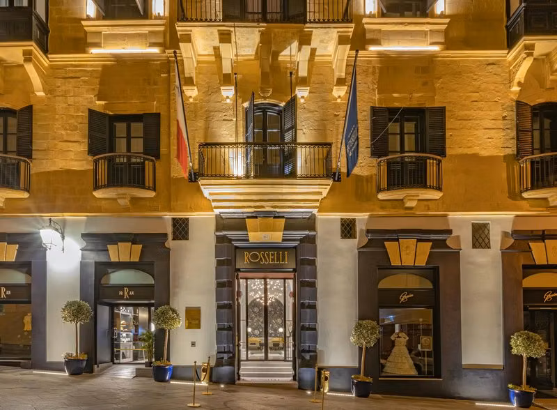 Hotel Rosselli AX Privilege