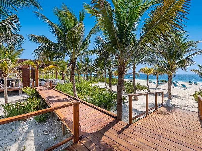 F16FA5DC7474954503A7784066C3193D