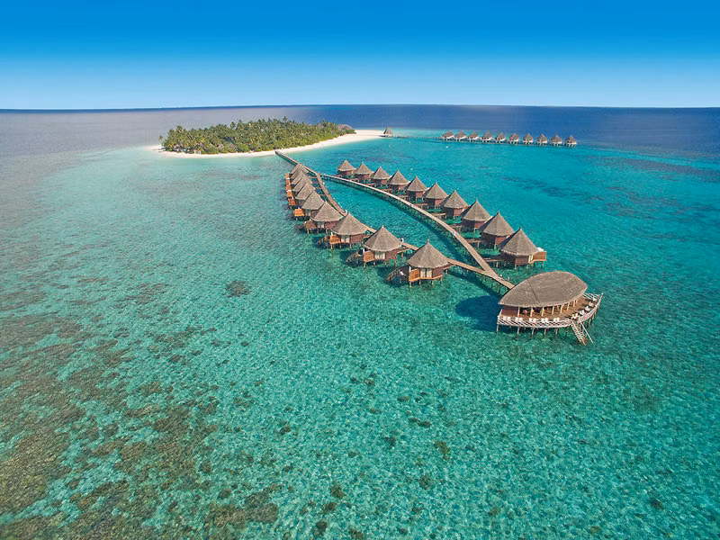 Angaga Island Resort