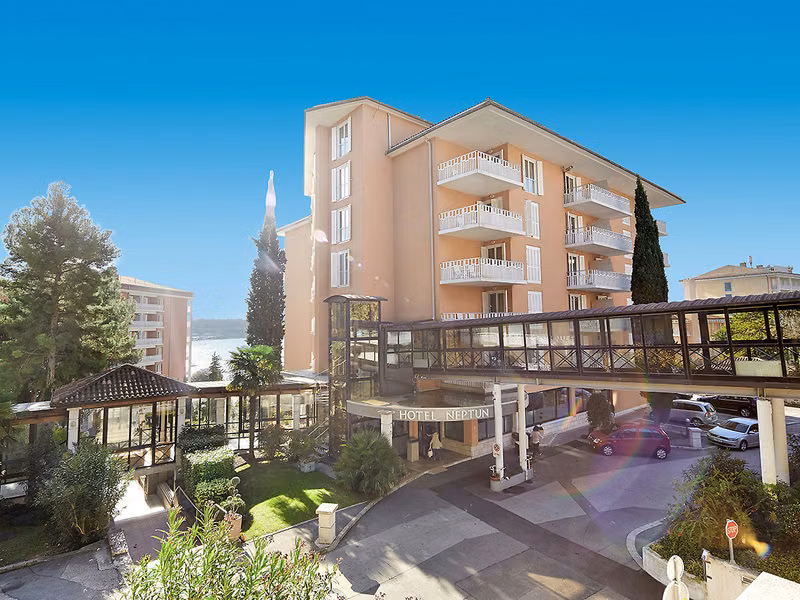 LifeClass Hotel Neptun