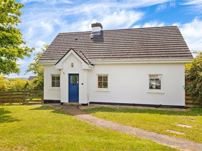 Brittas Bay Holiday Village No 7 / 6 pax