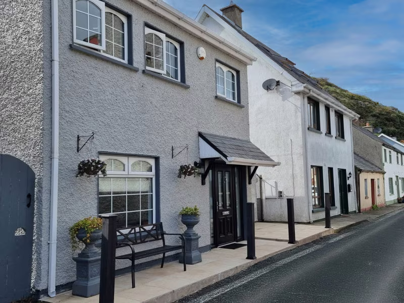 Passage East Holiday Home / 7 pax