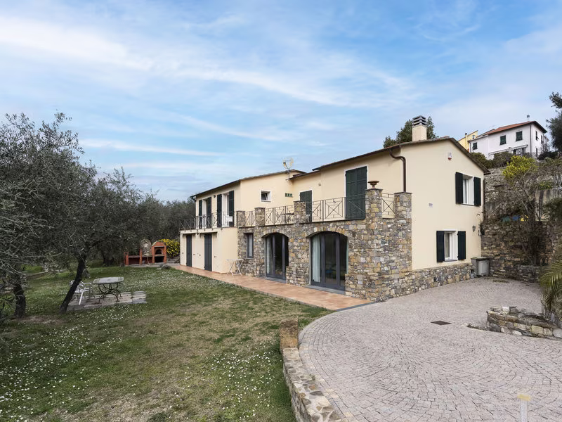 Costadoro / 4 pax