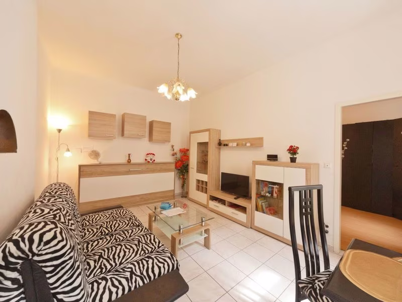 Wohnung in Fünfhaus mit Garten / 2 pax