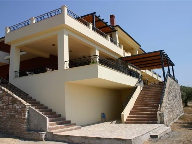 Feggari Hotel
