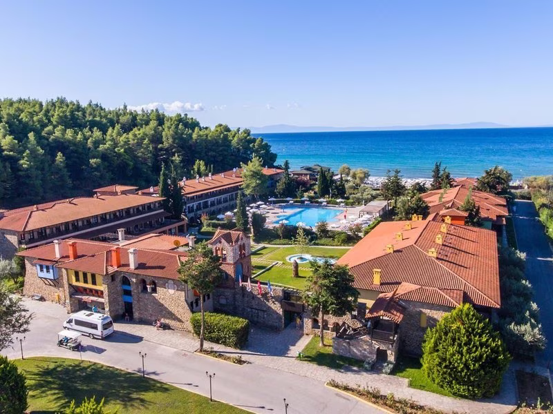 Simantro Resort