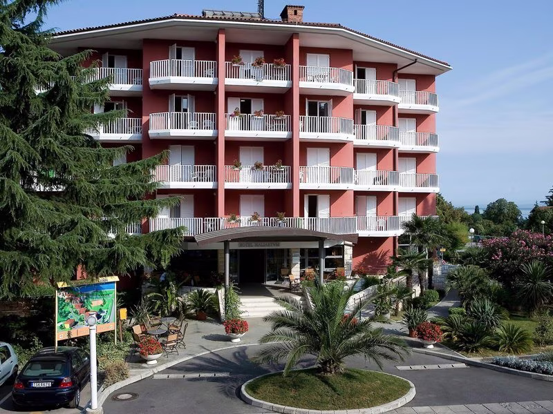 San Simon Resort