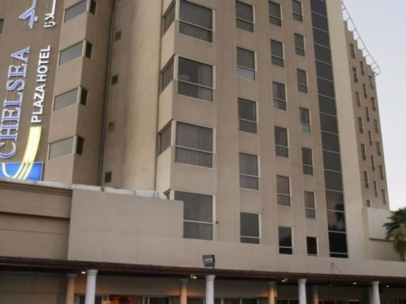 Luxe Plaza Hotel