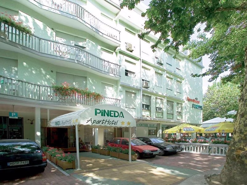 Aparthotel Pineda