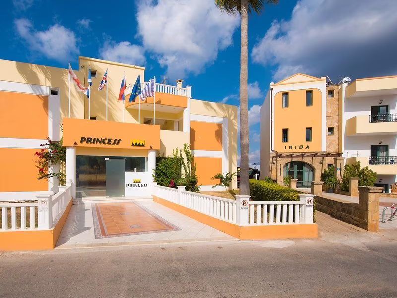 Irida Hotel Apartments by Estia