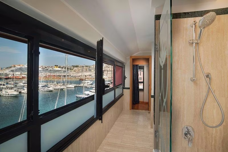 NH Collection Marina