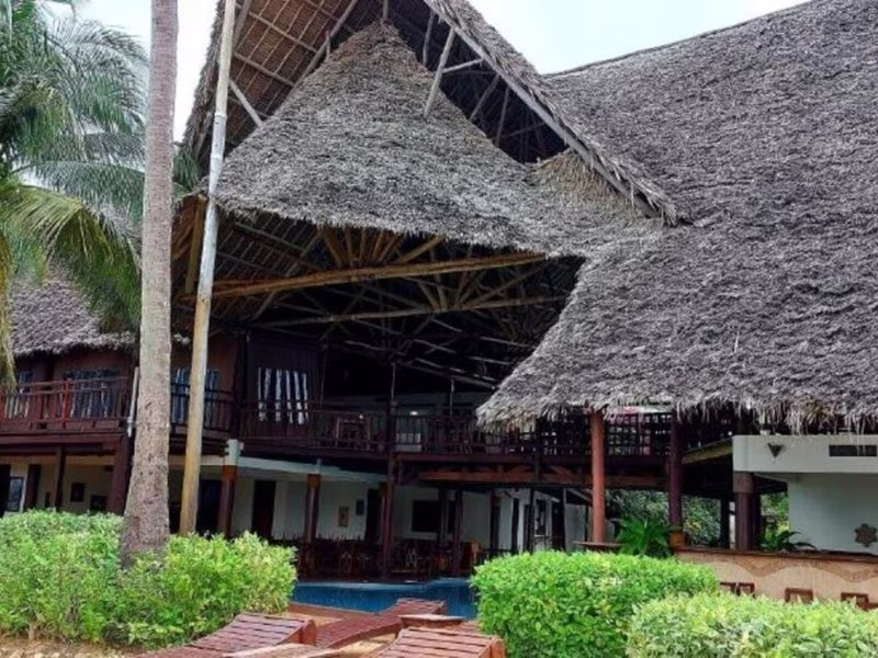 Kena Beach Hotel