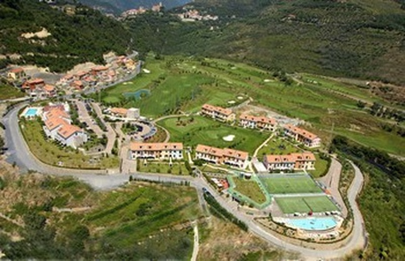Castellaro Golf Resort