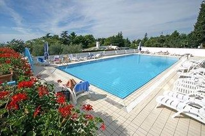 PLAVI Plava Laguna