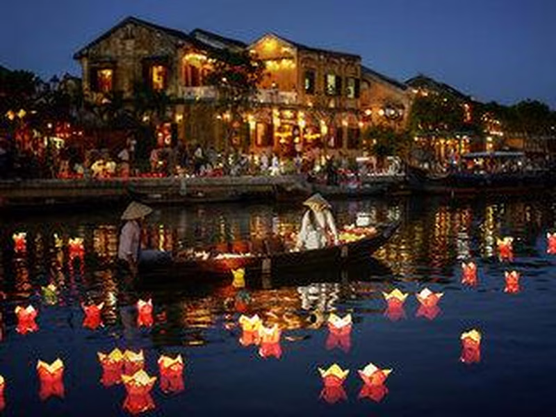 ROBINSON Discover Vietnam
