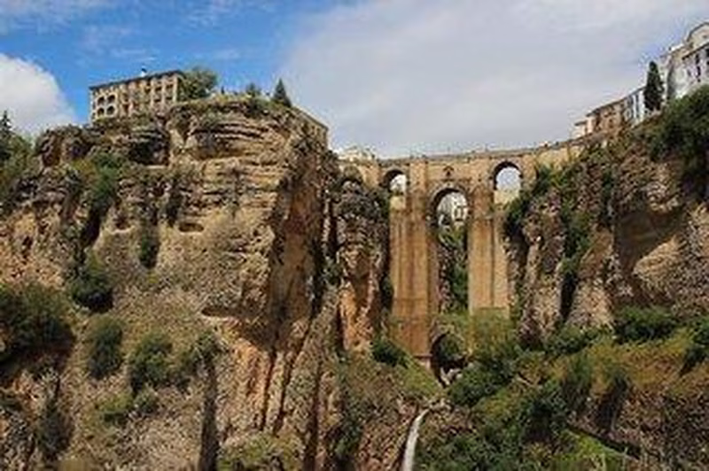 Mietwagen-Rundreise: Maurische Architektur und lebendige Kultur - 3,5 Sterne