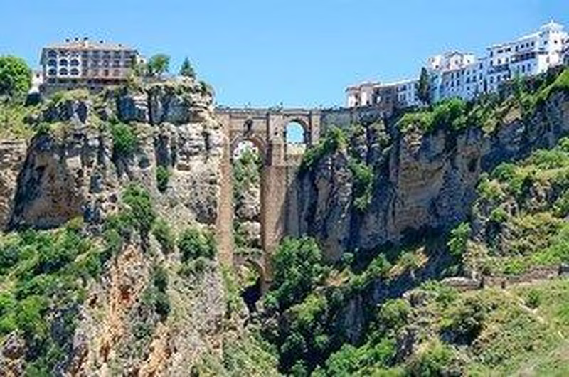 Mietwagen-Rundreise: Mosaik der Kulturen - 3,5 Sterne