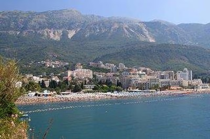 Kontrastreiches Montenegro-Kombi Hotel Bianca Resort & Spa + Iberostar Waves Bellevue