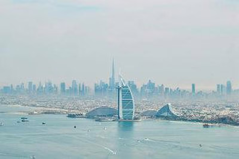 Mietwagenrundreise Arabische Emirate ausführlich (5-Sterne-Hotels) 10 Tage / 9 Nächte  ab/bis Dubai