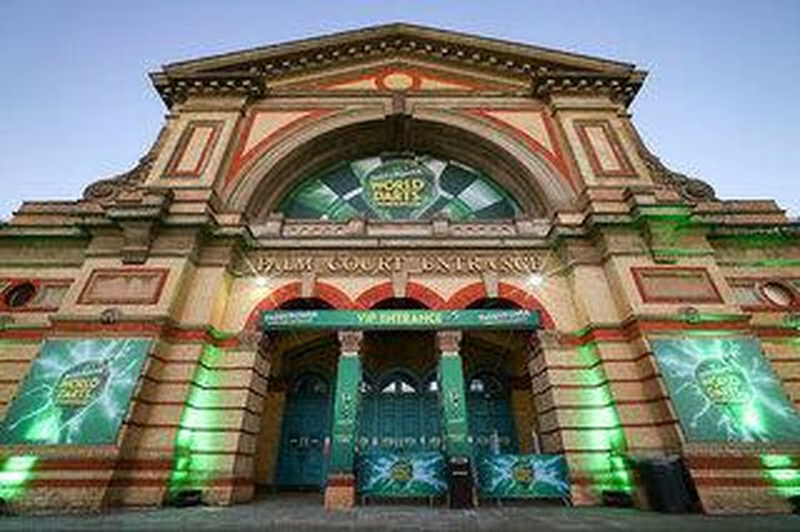ibis London City Shoreditch - inkl. Darts WM Tickets