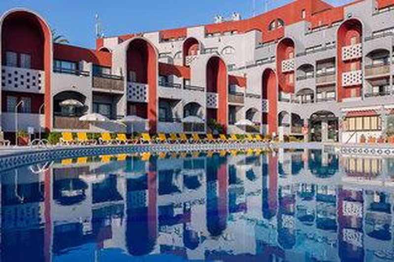 Muthu Oura Praia Hotel