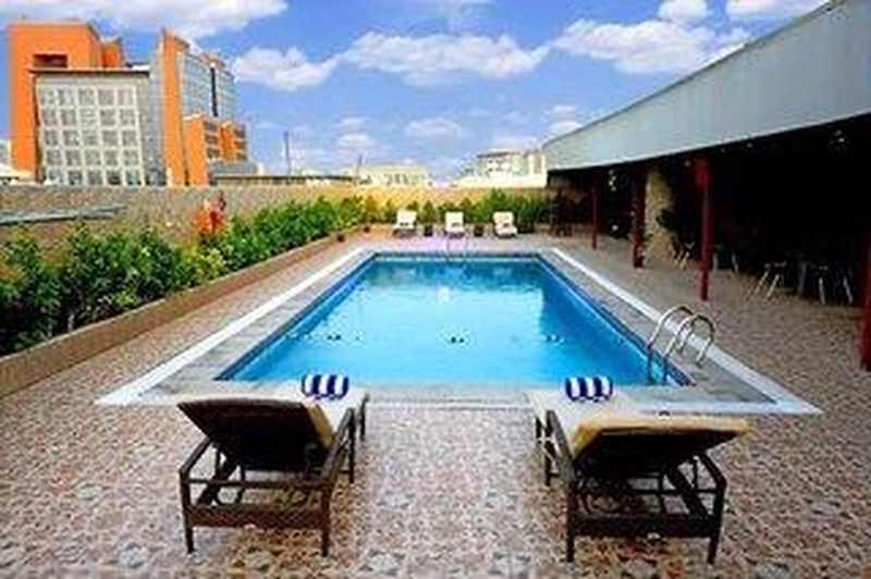 Grand Excelsior Hotel