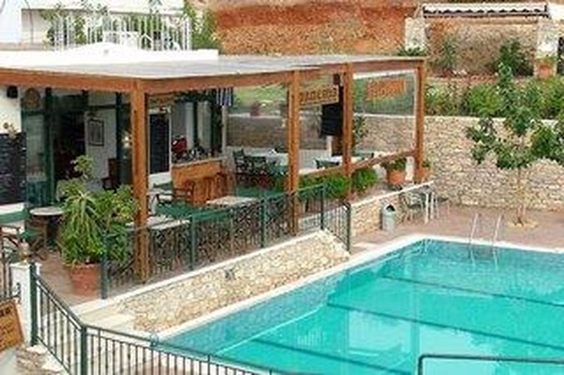 Ariadne Apartments & Studios