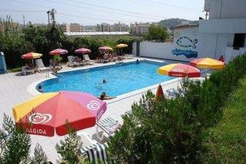 Antik Garden Hotel Antik