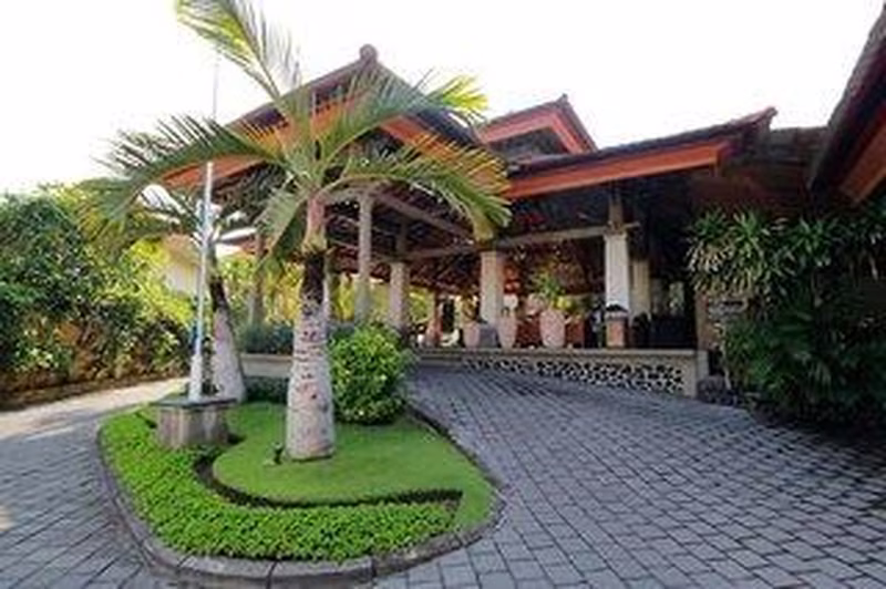 Adi Dharma Hotel Kuta