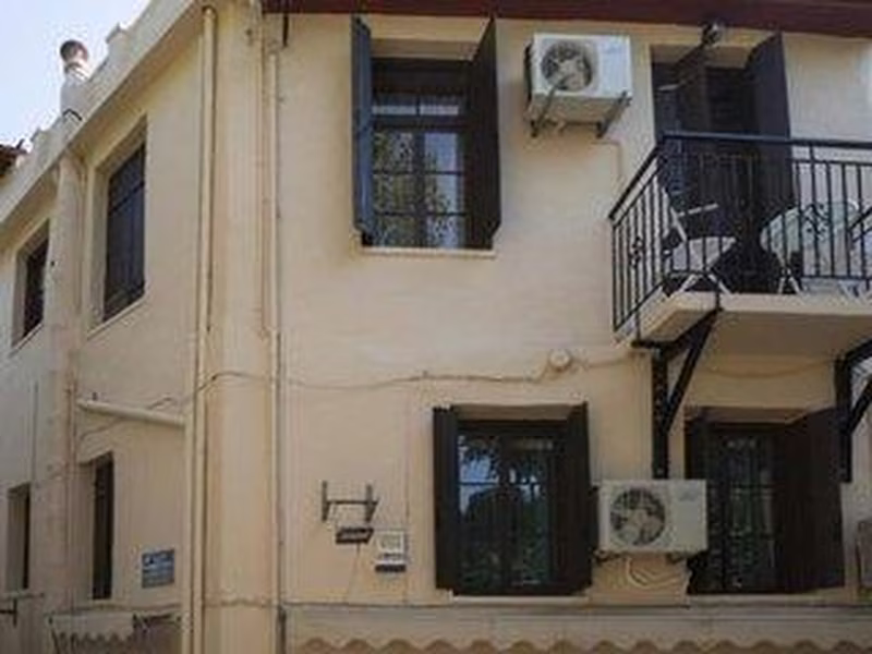 Elia Portou Rooms
