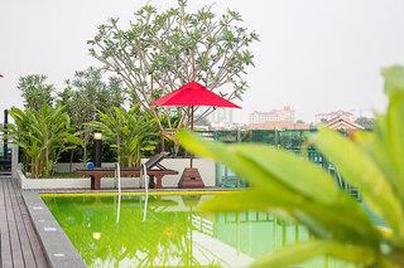 Sunshine Hip Hotel