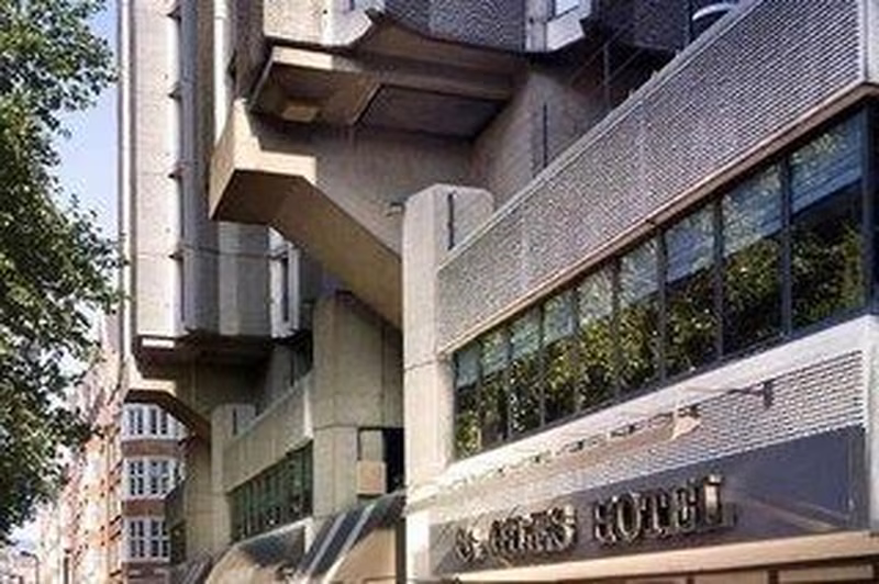 St. Giles London Hotel